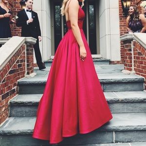 Sherri Hill Red Formal/Prom Dress